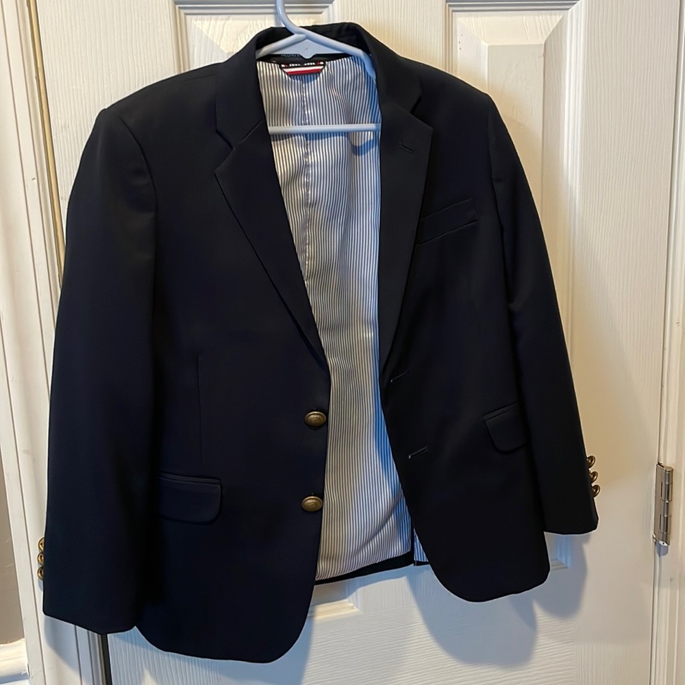 Tommy Hilfiger Boys Size 6/7 Navy Suit with White Button down shirt.